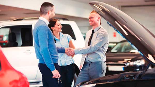 Как торговаться с дилером и получить скидку или бонусы